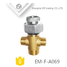 EM-F-A069 Multi-functional threaded brass galvanized russia nickle plated pipe fitting